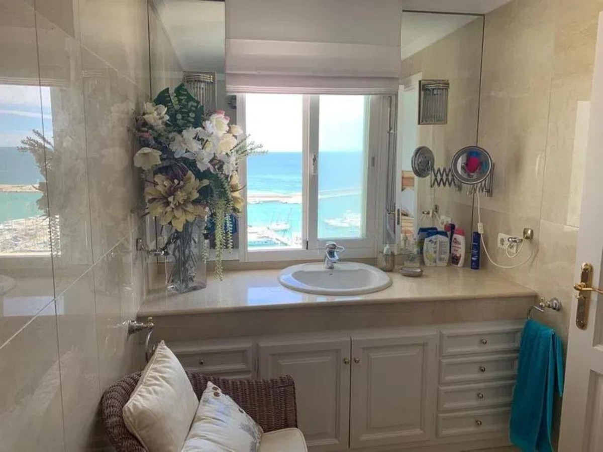 Se vende Ático de 2 dormitorios en Costa Del Sol, Málaga, España