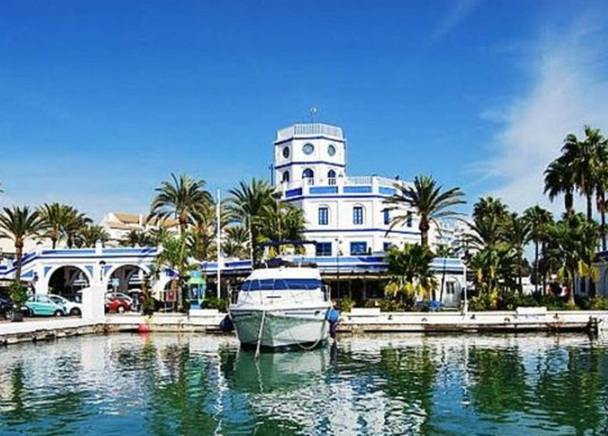 Se vende Ático de 2 dormitorios en Costa Del Sol, Málaga, España