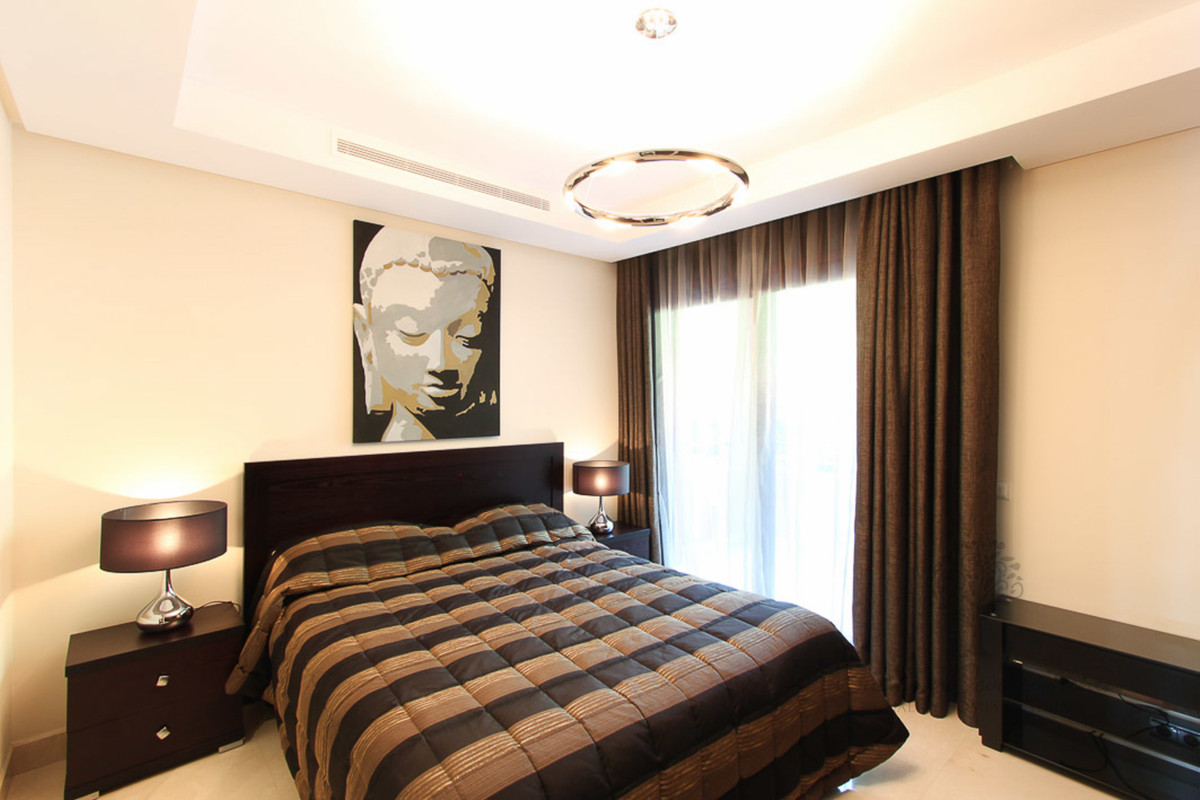 2 Bed Apartment for sale in Puerto Banús Costa Del Sol, Málaga, Spain
