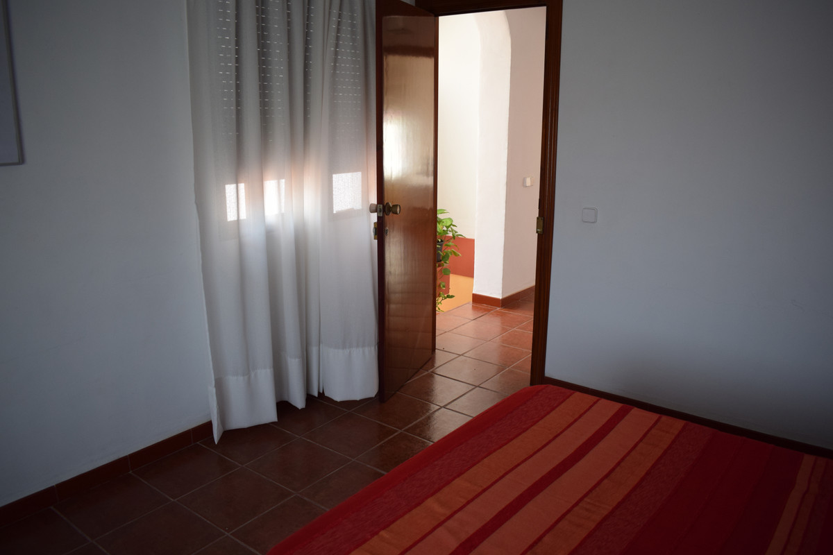 4 Bed Townhouse for sale in Vélezmálaga Costa Del Sol East, Málaga, Spain