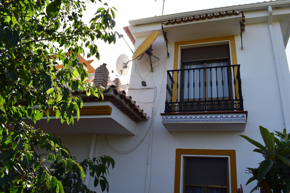 4 Bed Townhouse for sale in Vélezmálaga Costa Del Sol East, Málaga, Spain