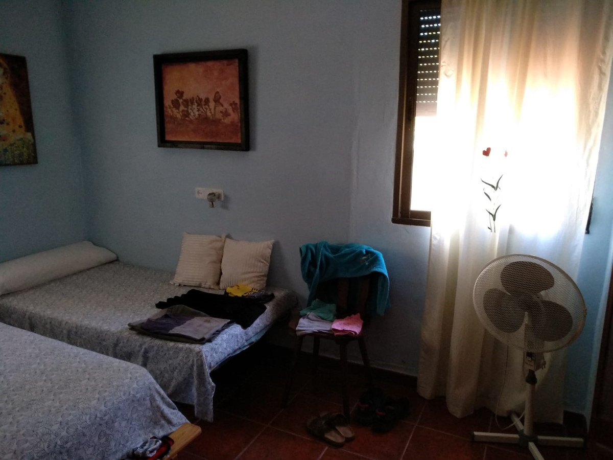 4 Bed Townhouse for sale in Vélezmálaga Costa Del Sol East, Málaga, Spain