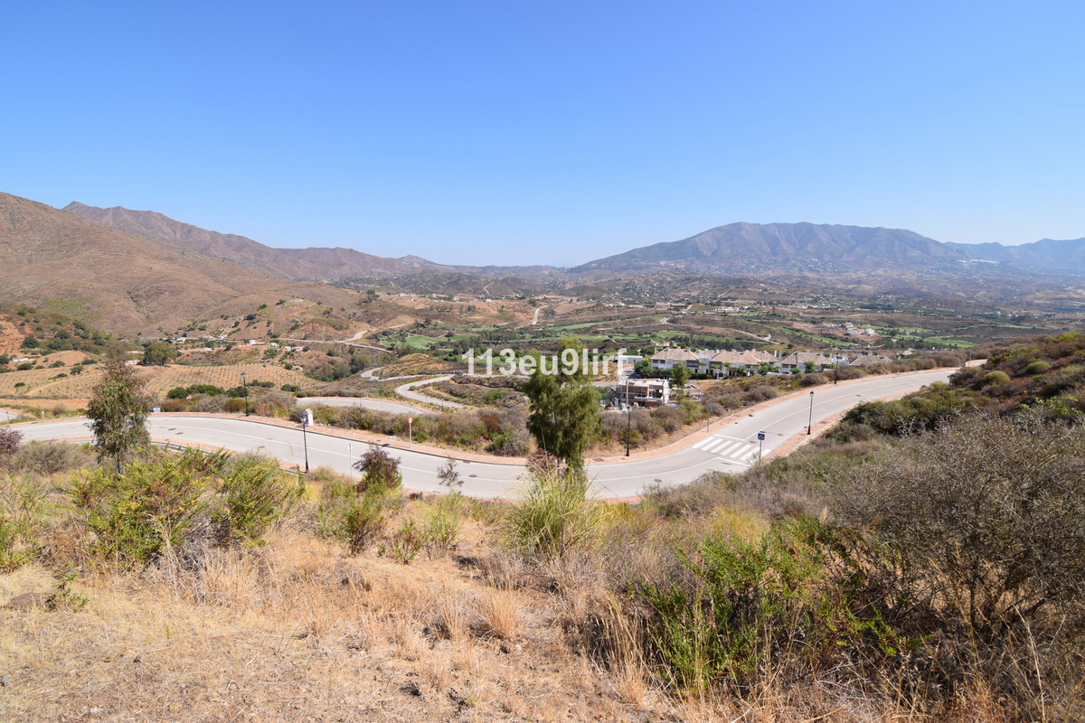 Se vende Terreno Urbano  en Costa Del Sol, Málaga, España