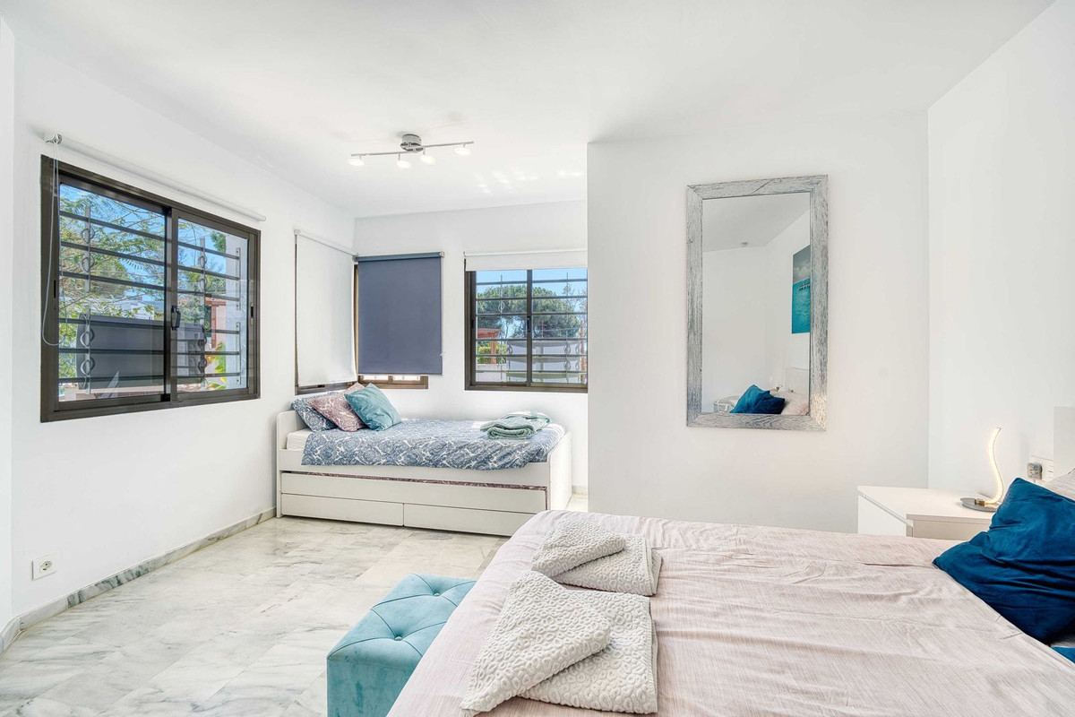 Se vende Ático de 5 dormitorios en Costa Del Sol, Málaga, España