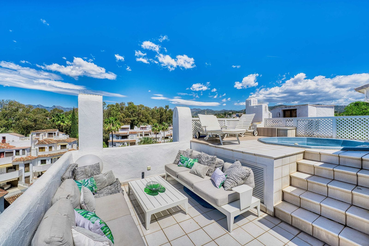 Se vende Ático de 5 dormitorios en Costa Del Sol, Málaga, España