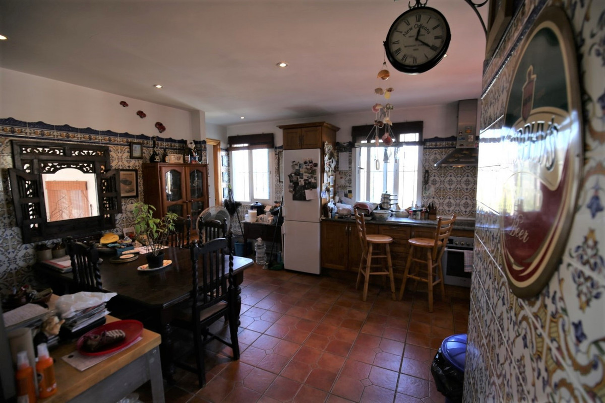 3 Bed Townhouse for sale in Torrox Costa Del Sol East, Málaga, Spain