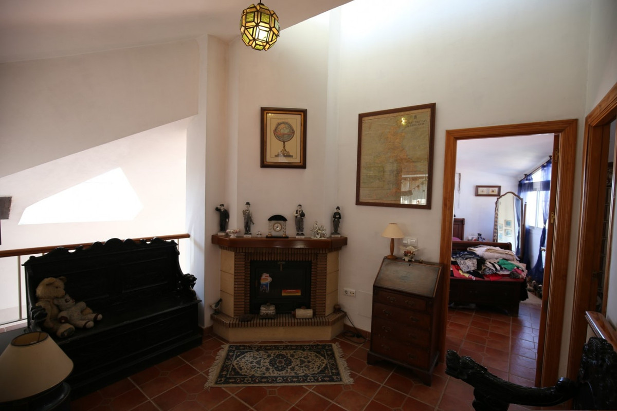 3 Bed Townhouse for sale in Torrox Costa Del Sol East, Málaga, Spain