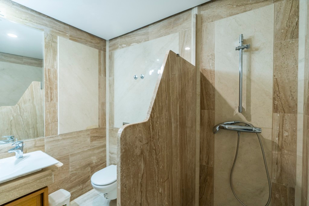 5 Bed Townhouse for sale in La Mairena Costa Del Sol, Málaga, Spain