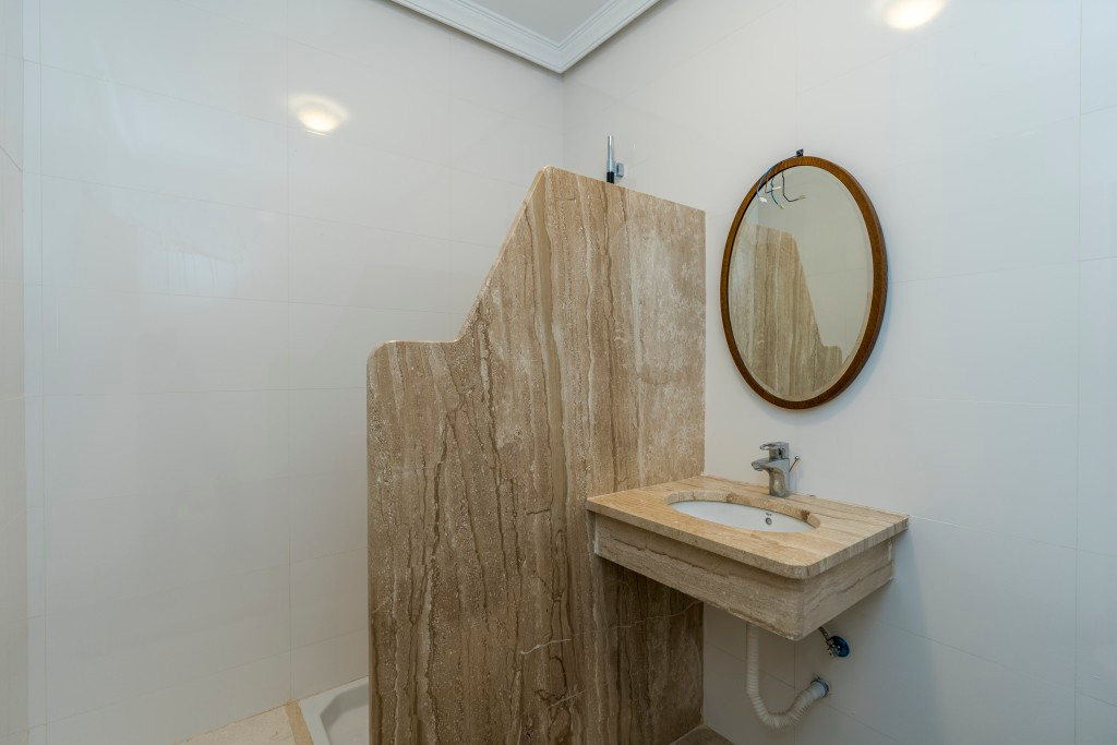5 Bed Townhouse for sale in La Mairena Costa Del Sol, Málaga, Spain