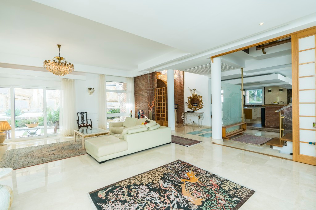 5 Bed Townhouse for sale in La Mairena Costa Del Sol, Málaga, Spain