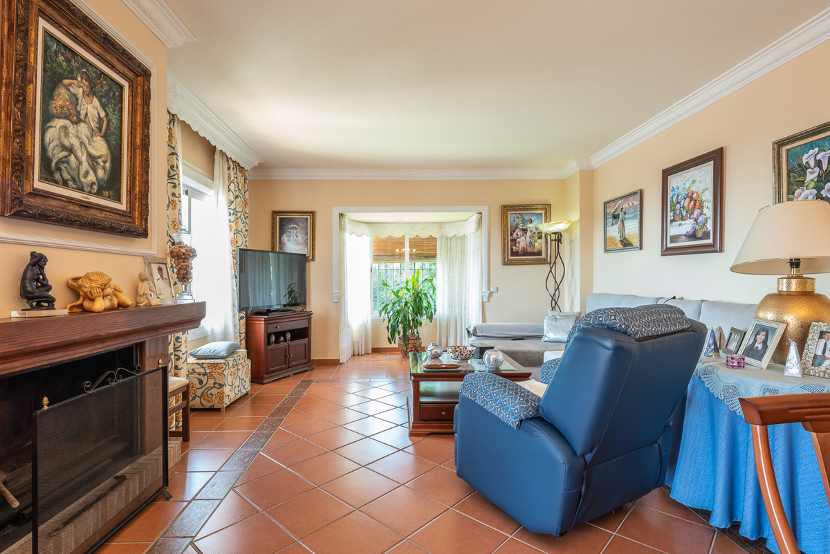 4 Bed Townhouse for sale in Marbella Costa Del Sol, Málaga, Spain