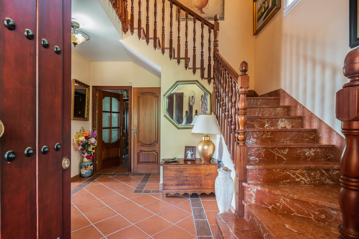4 Bed Townhouse for sale in Marbella Costa Del Sol, Málaga, Spain