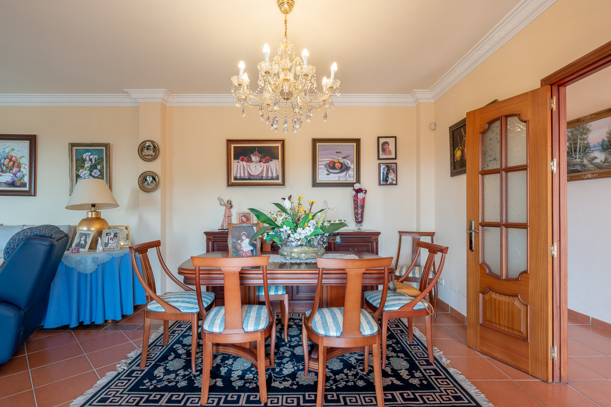4 Bed Townhouse for sale in Marbella Costa Del Sol, Málaga, Spain