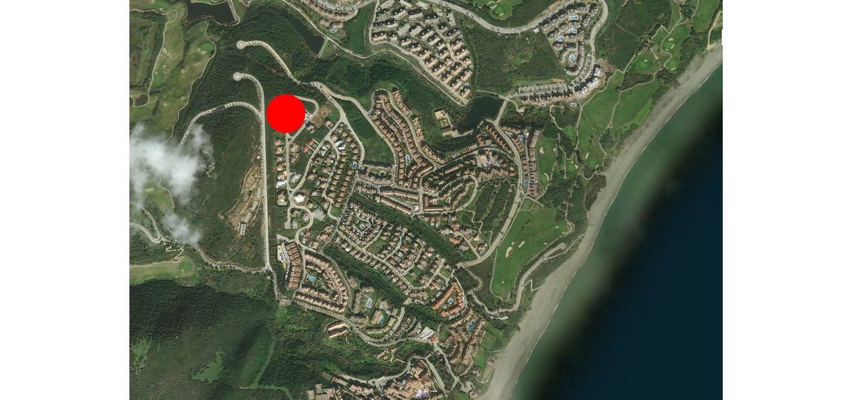 Se vende Villa - Chalet de 4 dormitorios en Costa Del Sol, Cadiz, España