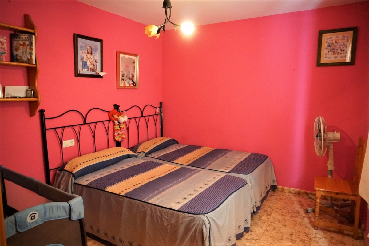 Se vende Pareada de 4 dormitorios en Costa Del Sol East, Málaga, España
