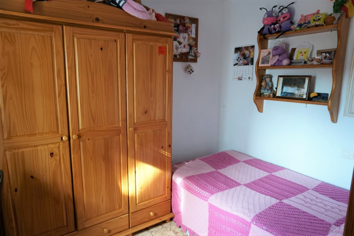 Se vende Pareada de 4 dormitorios en Costa Del Sol East, Málaga, España