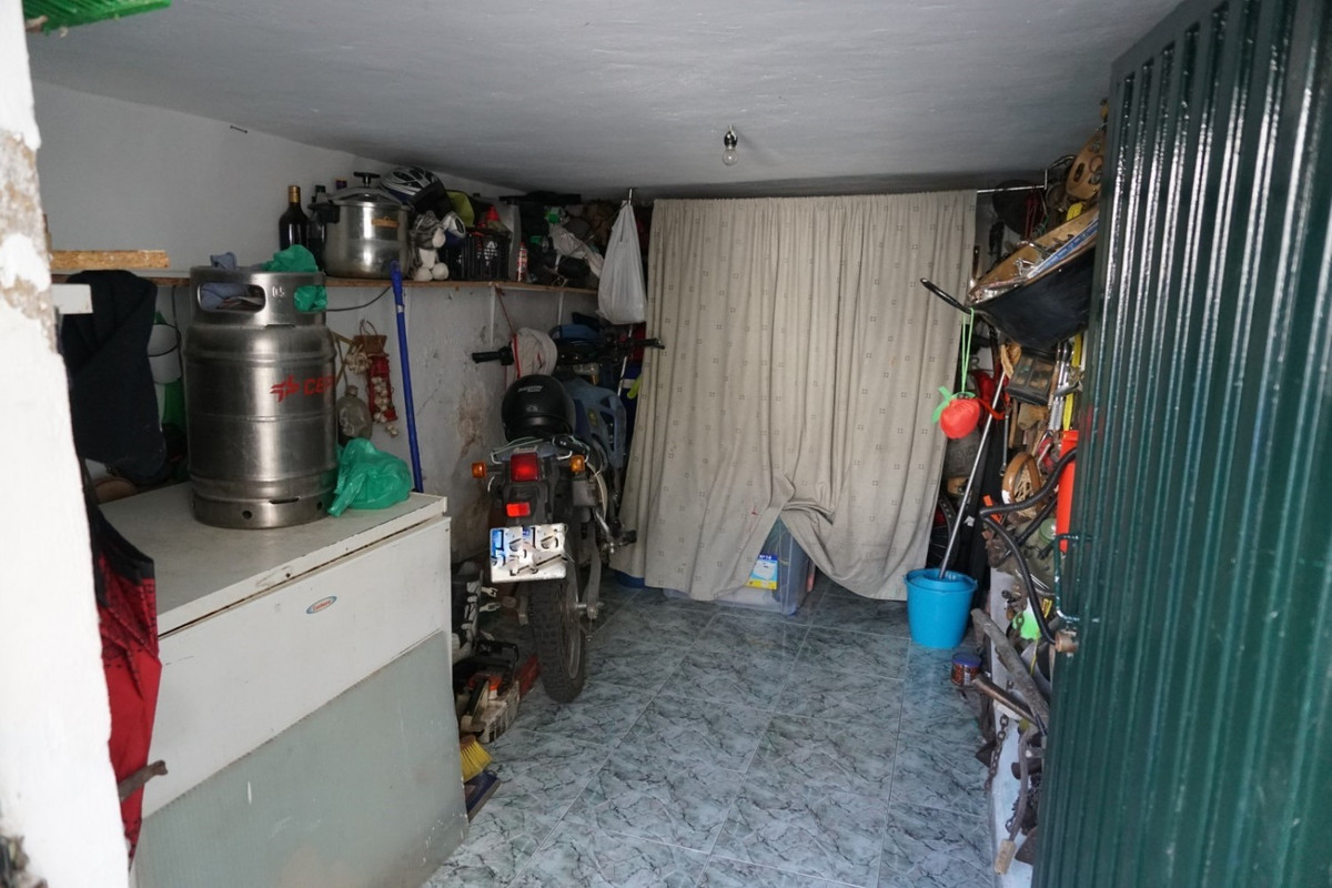 Se vende Pareada de 4 dormitorios en Costa Del Sol East, Málaga, España