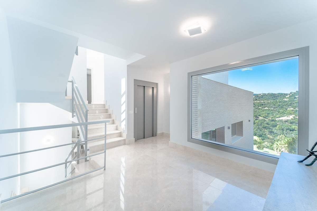 Se vende Villa - Chalet de 6 dormitorios en Costa Del Sol, Málaga, España