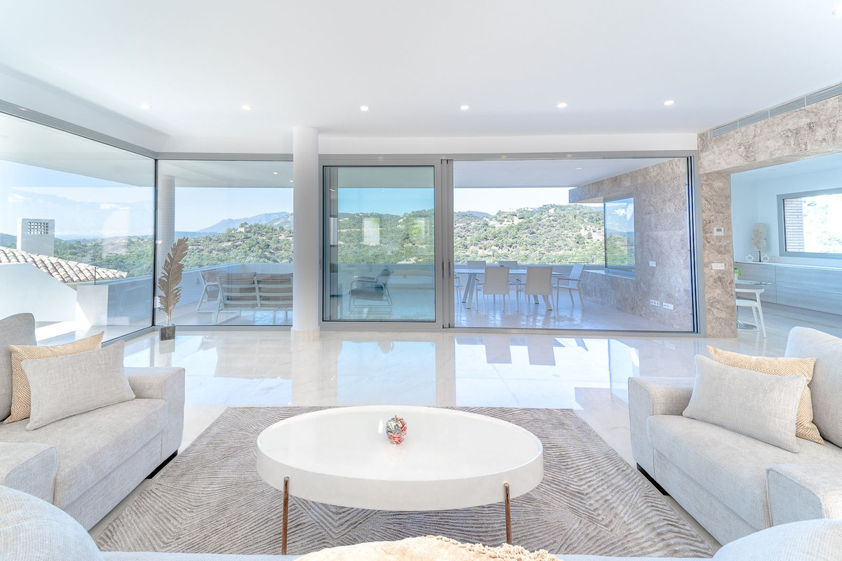 Se vende Villa - Chalet de 6 dormitorios en Costa Del Sol, Málaga, España