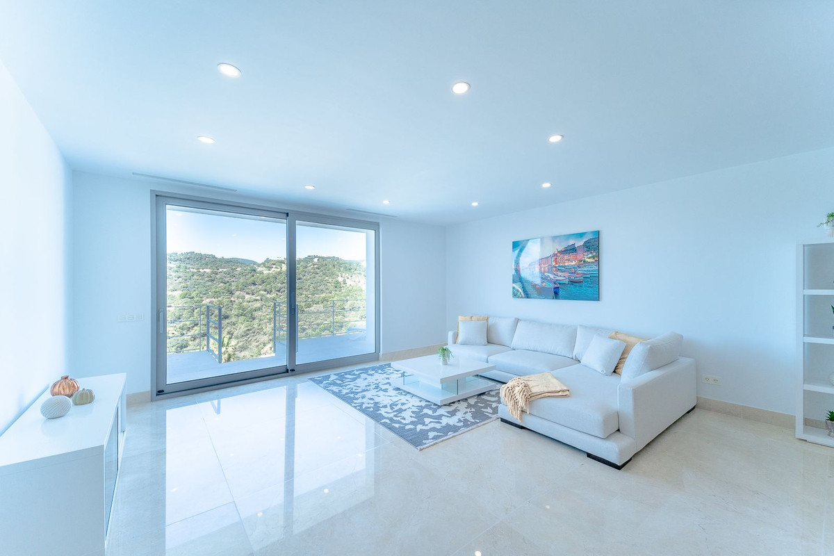 Se vende Villa - Chalet de 6 dormitorios en Costa Del Sol, Málaga, España