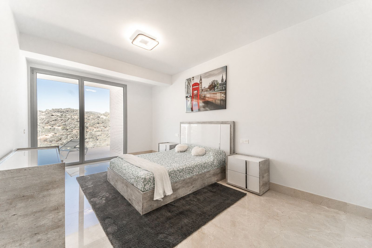 Se vende Villa - Chalet de 6 dormitorios en Costa Del Sol, Málaga, España