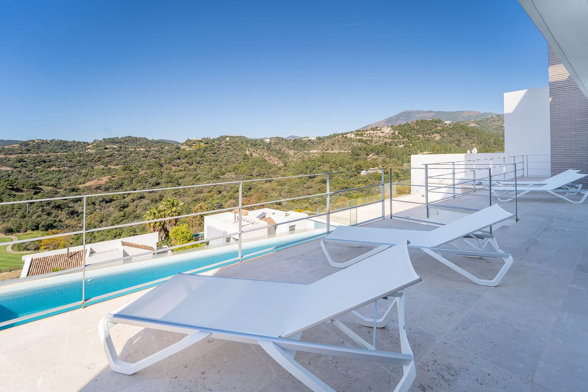 Se vende Villa - Chalet de 6 dormitorios en Costa Del Sol, Málaga, España