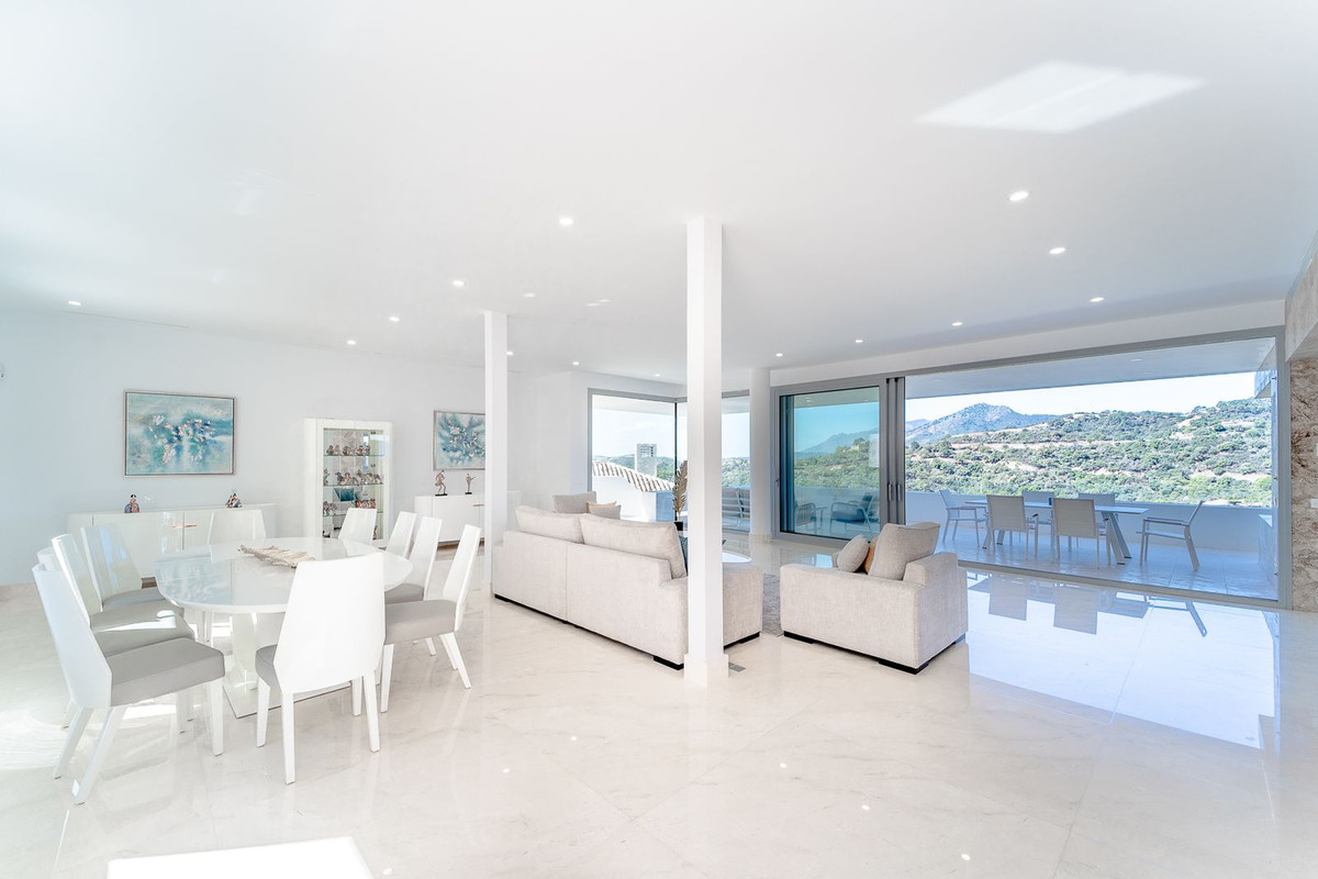 Se vende Villa - Chalet de 6 dormitorios en Costa Del Sol, Málaga, España