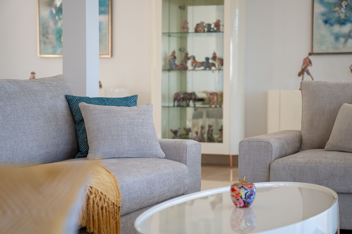 Se vende Villa - Chalet de 6 dormitorios en Costa Del Sol, Málaga, España
