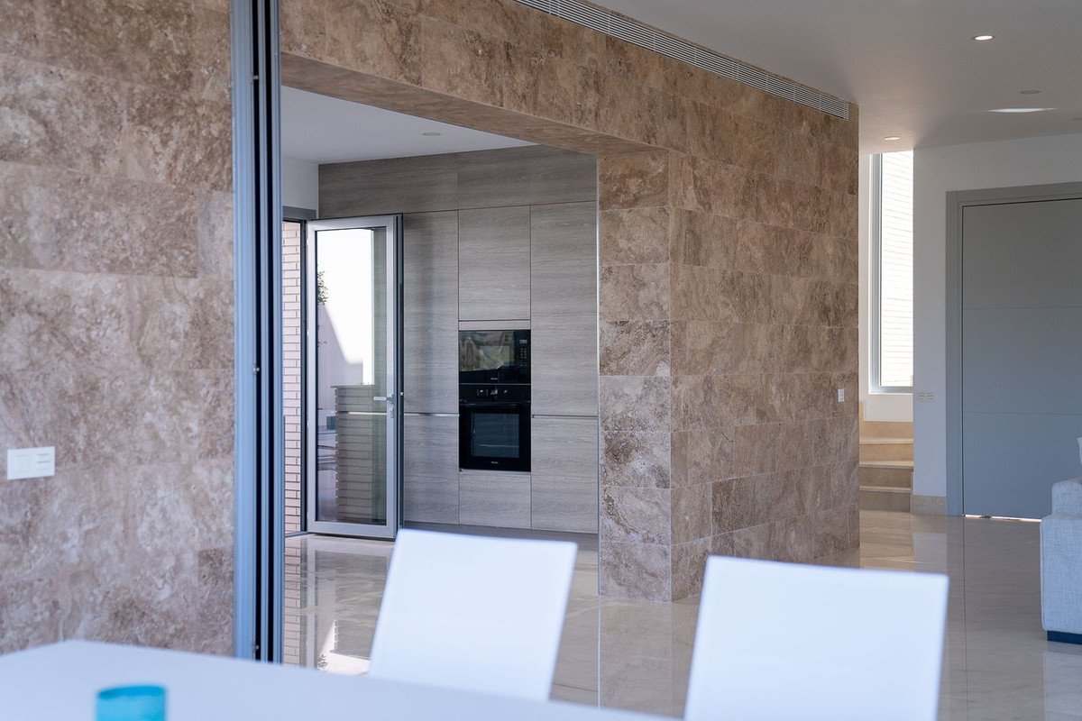 Se vende Villa - Chalet de 6 dormitorios en Costa Del Sol, Málaga, España