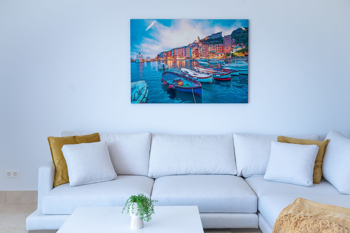 Se vende Villa - Chalet de 6 dormitorios en Costa Del Sol, Málaga, España