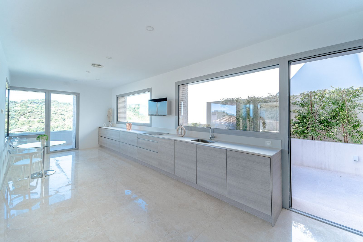 Se vende Villa - Chalet de 6 dormitorios en Costa Del Sol, Málaga, España