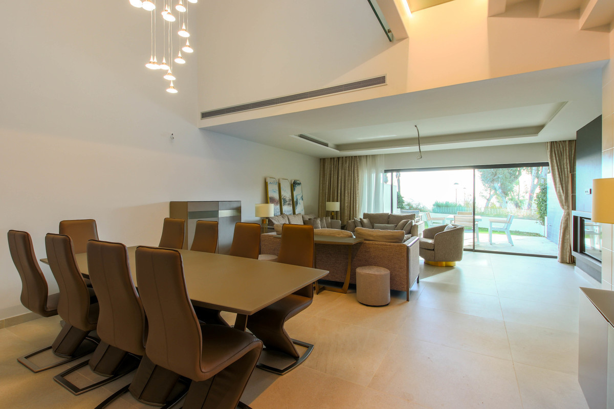 3 Bed Townhouse for sale in Estepona Costa Del Sol, Málaga, Spain