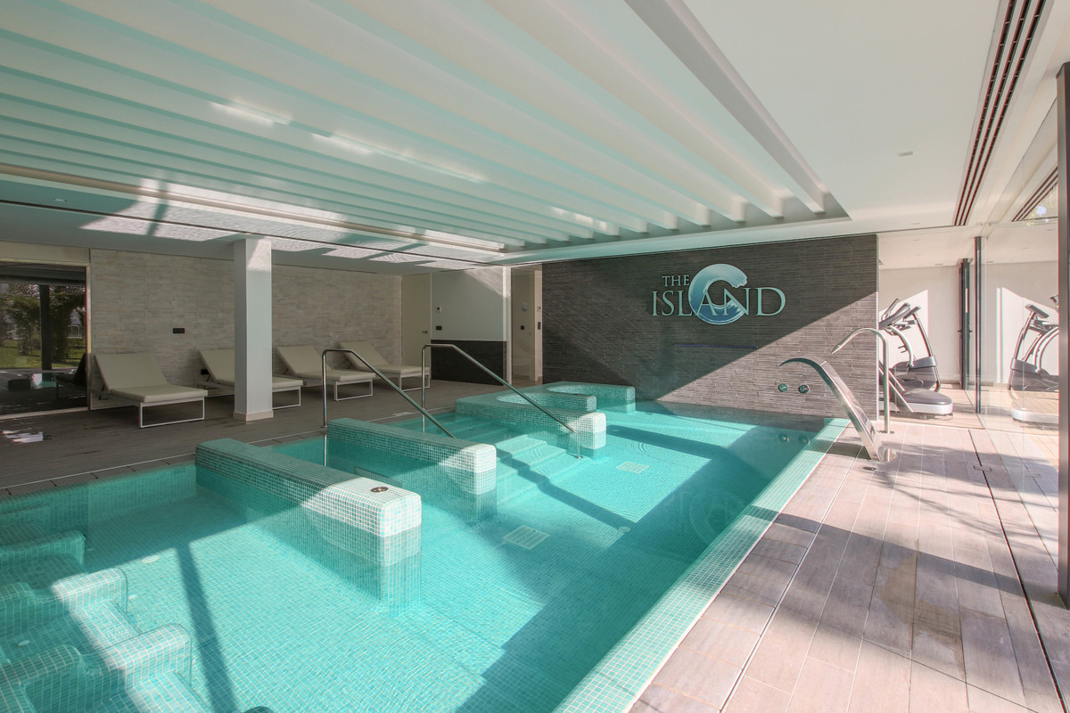3 Bed Townhouse for sale in Estepona Costa Del Sol, Málaga, Spain