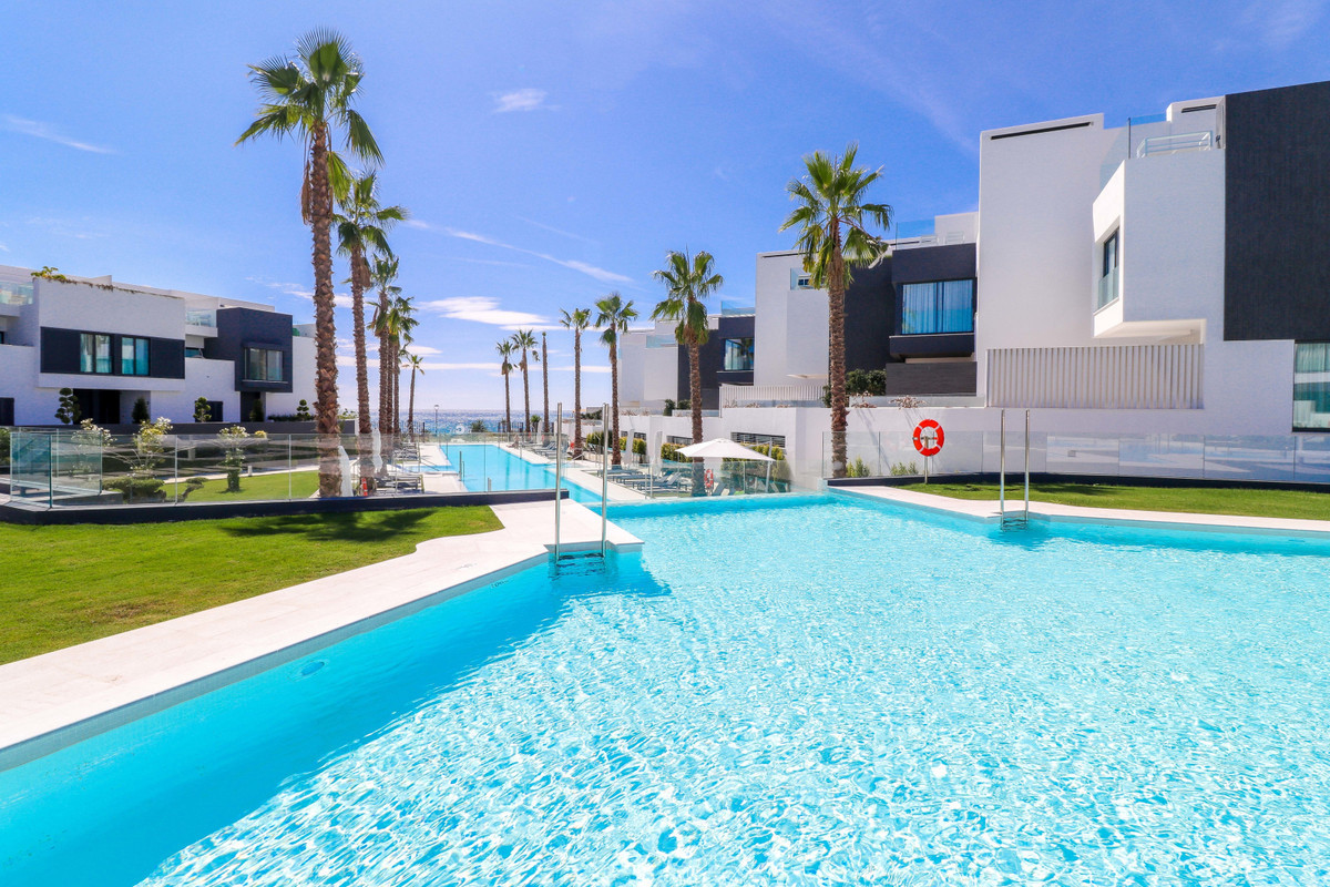 3 Bed Townhouse for sale in Estepona Costa Del Sol, Málaga, Spain