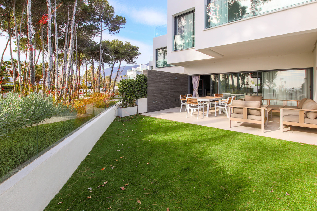 3 Bed Townhouse for sale in Estepona Costa Del Sol, Málaga, Spain