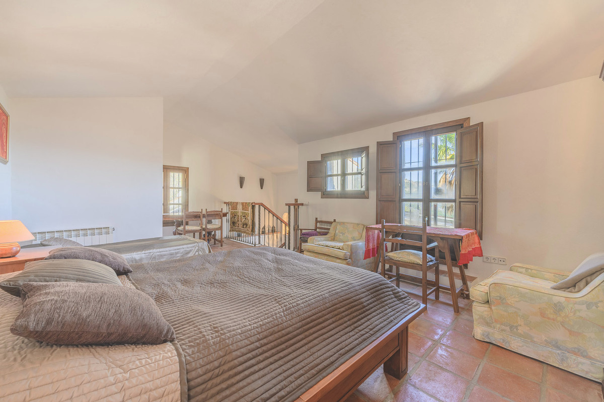 Se vende Villa - Chalet de 8 dormitorios en Costa Del Sol, Málaga, España