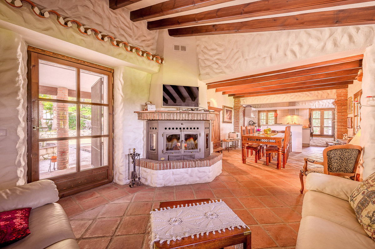 Se vende Villa - Chalet de 8 dormitorios en Costa Del Sol, Málaga, España