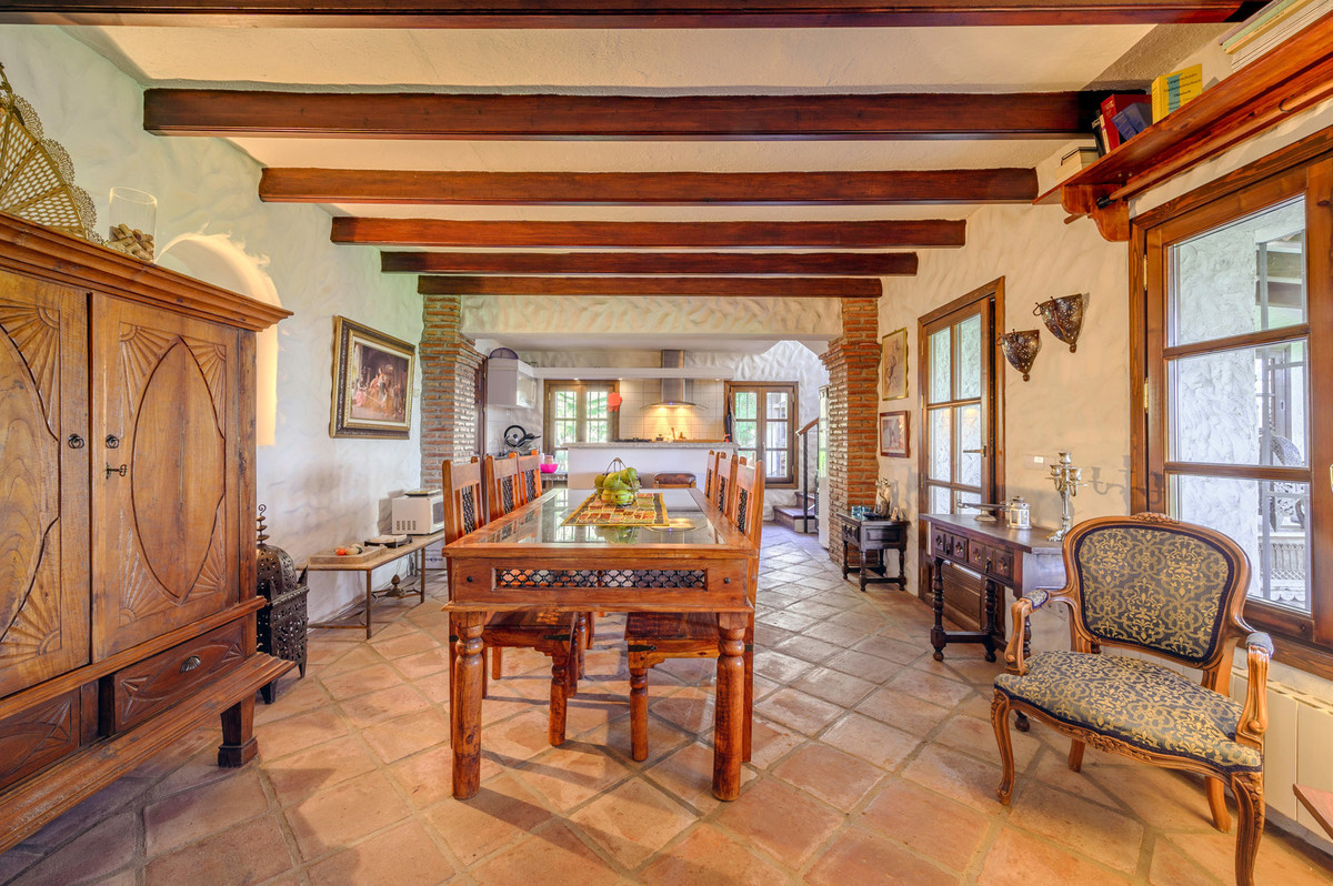 Se vende Villa - Chalet de 8 dormitorios en Costa Del Sol, Málaga, España