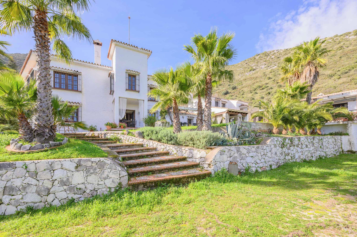Se vende Villa - Chalet de 8 dormitorios en Costa Del Sol, Málaga, España