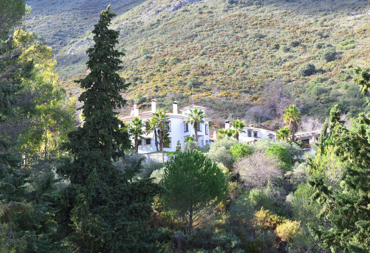 Se vende Villa - Chalet de 8 dormitorios en Costa Del Sol, Málaga, España