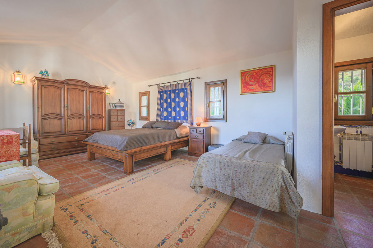 Se vende Villa - Chalet de 8 dormitorios en Costa Del Sol, Málaga, España