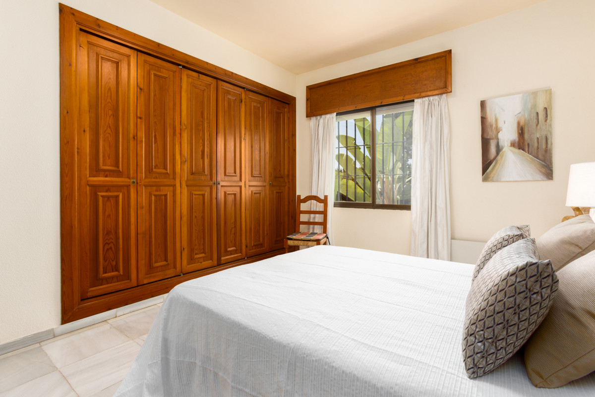 7 Bed Townhouse for sale in Marbella Costa Del Sol, Málaga, Spain