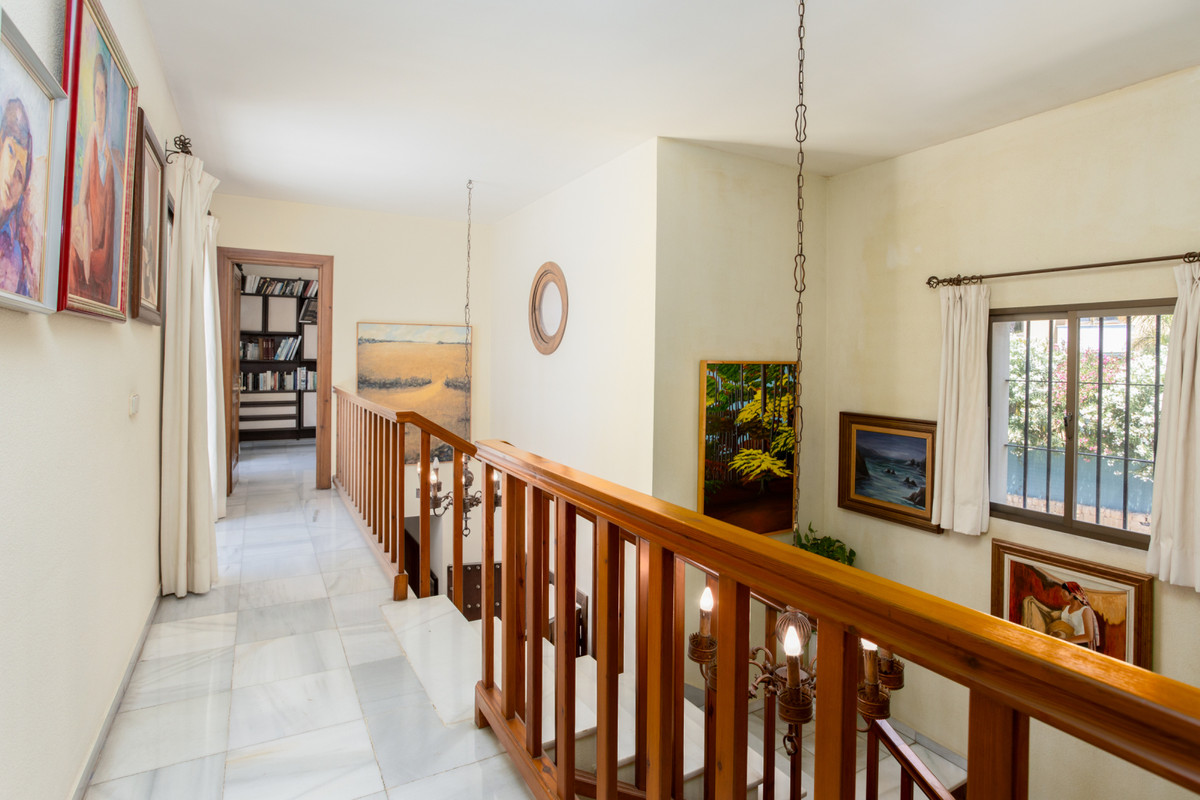 7 Bed Townhouse for sale in Marbella Costa Del Sol, Málaga, Spain