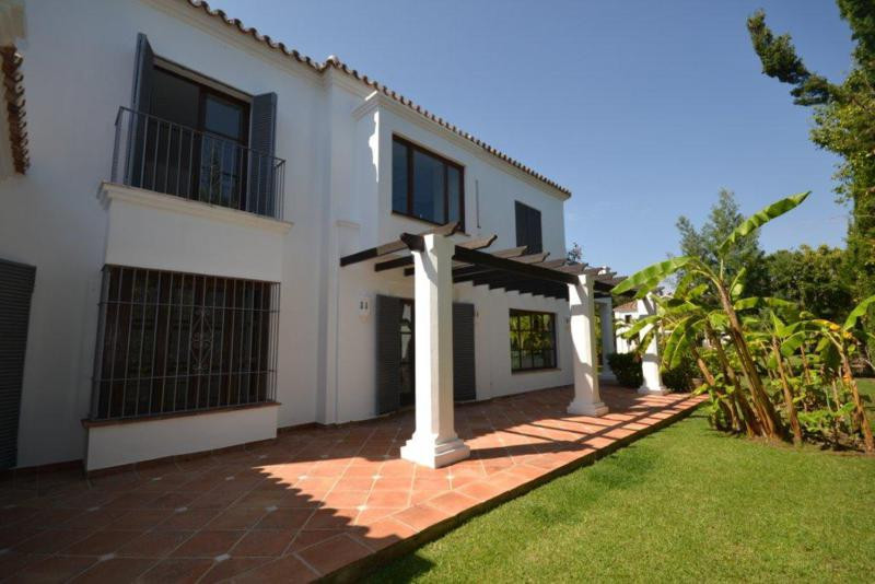 6 Bed Townhouse for sale in Guadalmina Baja Costa Del Sol, Málaga, Spain