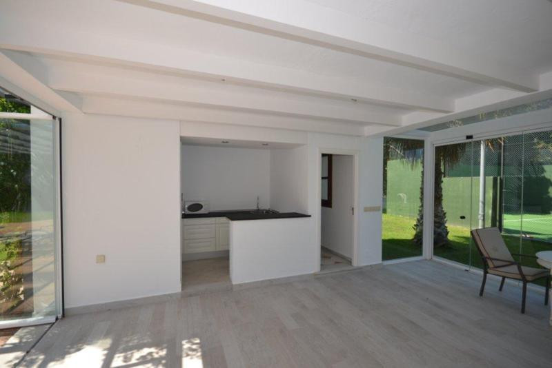 6 Bed Townhouse for sale in Guadalmina Baja Costa Del Sol, Málaga, Spain