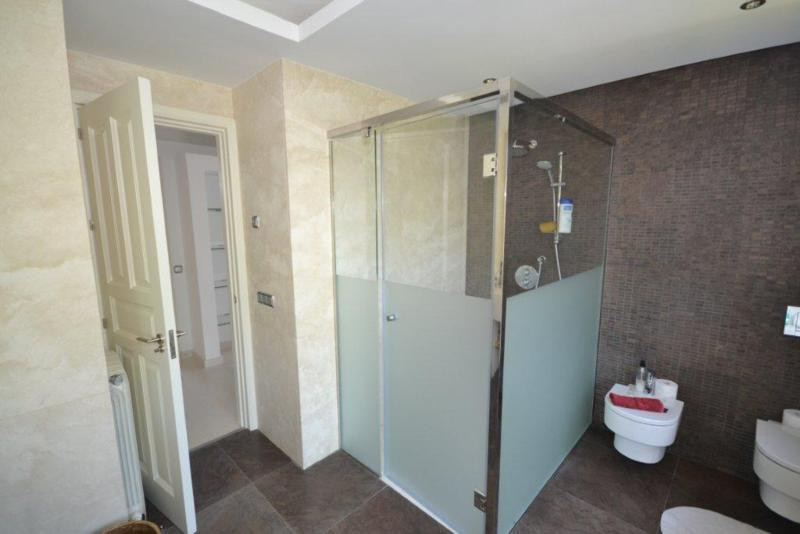 6 Bed Townhouse for sale in Guadalmina Baja Costa Del Sol, Málaga, Spain