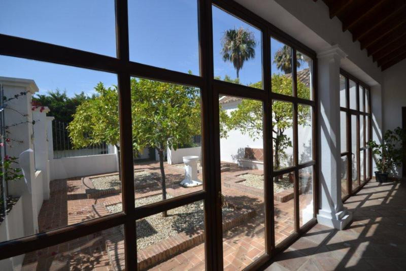 6 Bed Townhouse for sale in Guadalmina Baja Costa Del Sol, Málaga, Spain