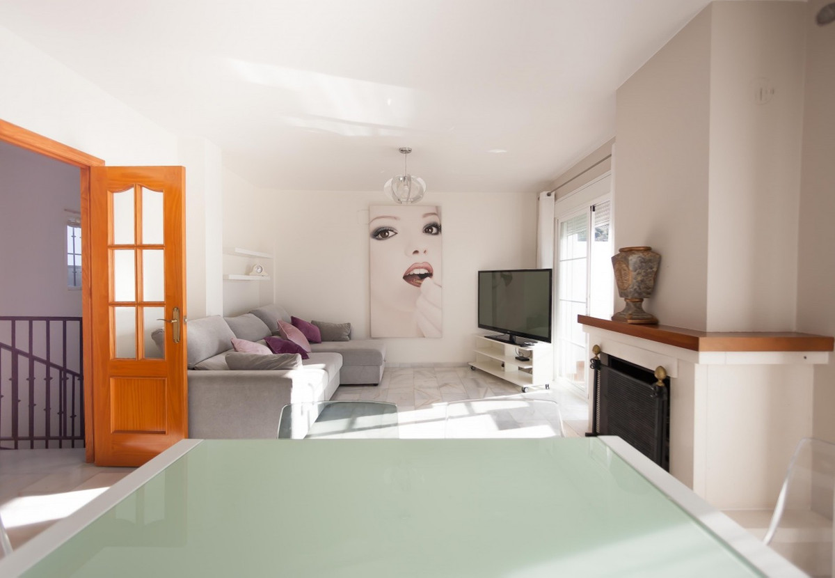 3 Bed Townhouse for sale in Frigiliana Costa Del Sol East, Málaga, Spain