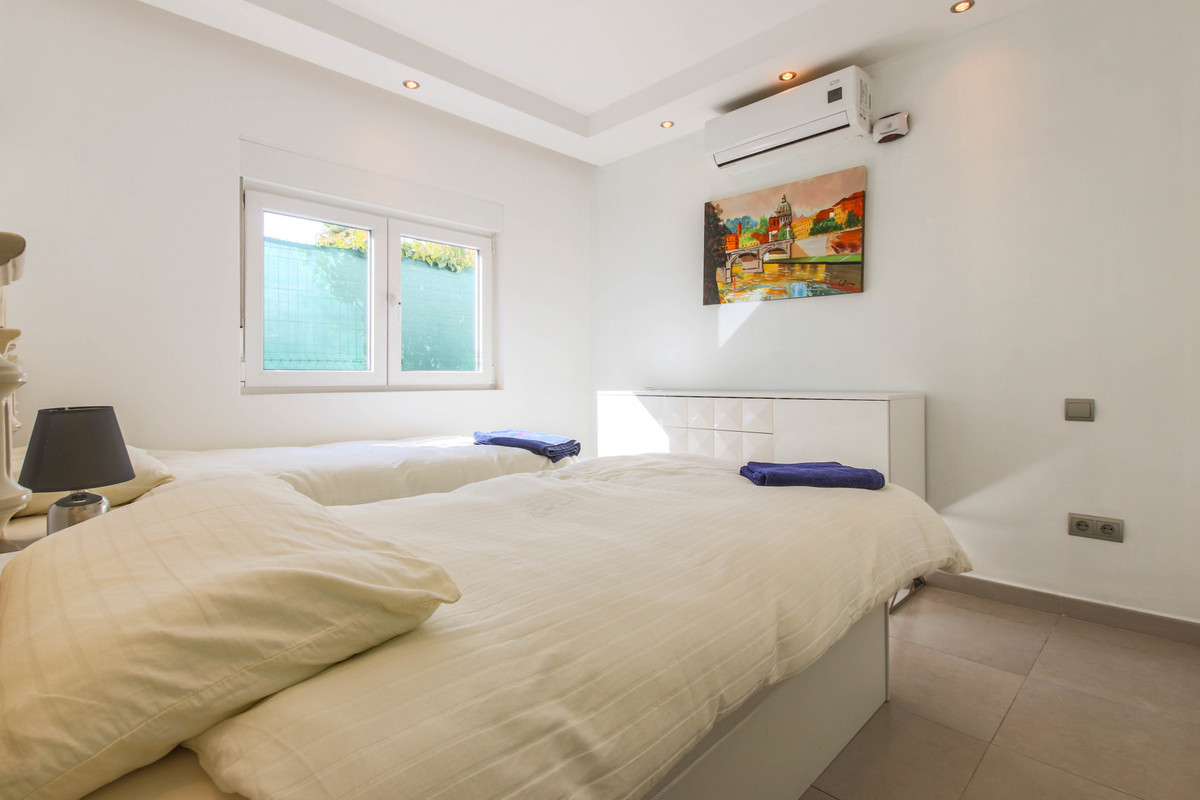 3 Bed Townhouse for sale in New Golden Mile Costa Del Sol, Málaga, Spain