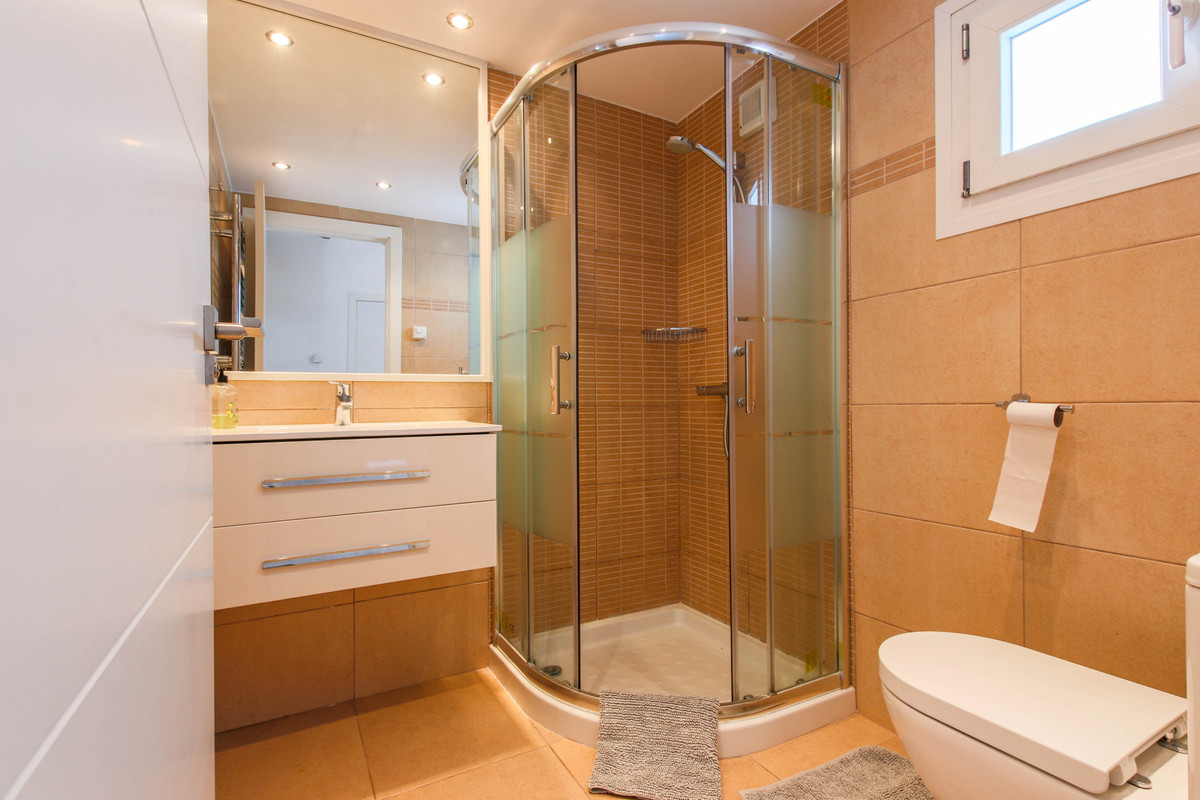 3 Bed Townhouse for sale in New Golden Mile Costa Del Sol, Málaga, Spain